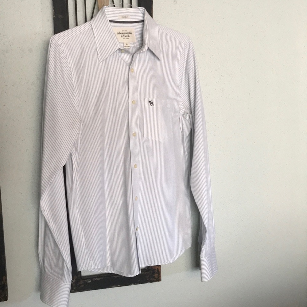 Abercrombie & Fitch button-down long-sleeve